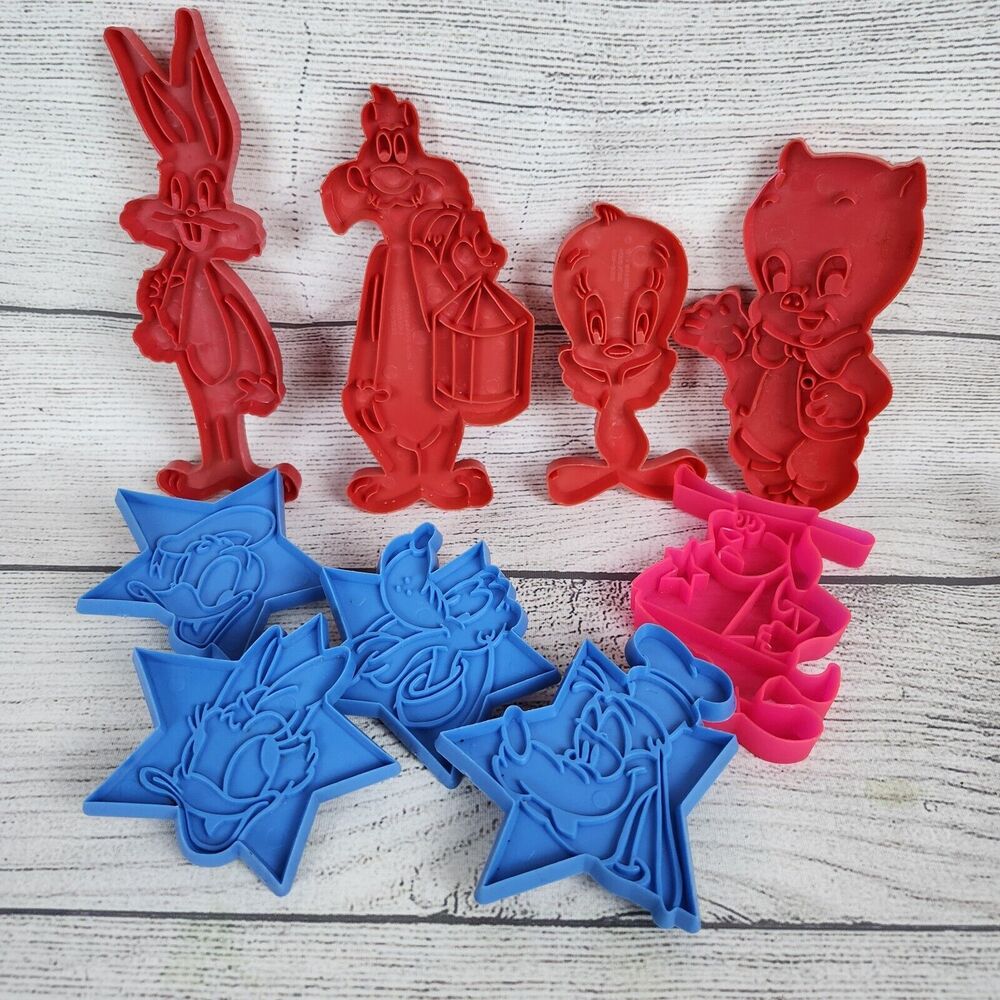 Vtg Cookie Cutters Lot Of 9 Disney Donald Duck Looney Tunes Deputy Dawg Cartoons